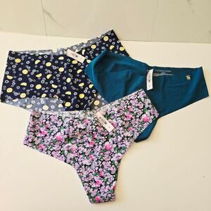 NWT Victoria's' Secret Three (3) Panties Undies Thong (2) No Show Cheeky (1) L